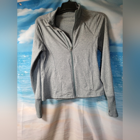 Marika Sport Size Medium Ladies Atletic Zip Up thumb‎ Holes - Picture 1 of 4